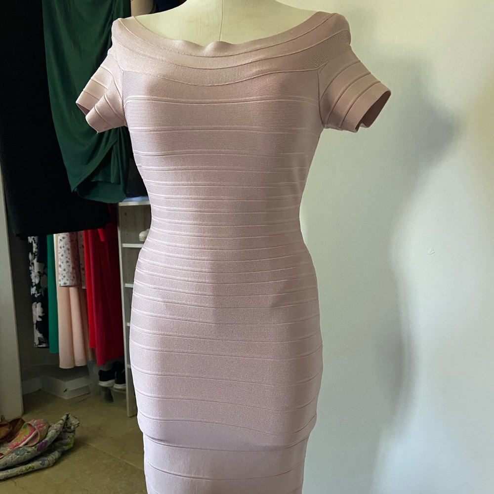 Herve Leger Carmen Dress in Cameo/nude sz M